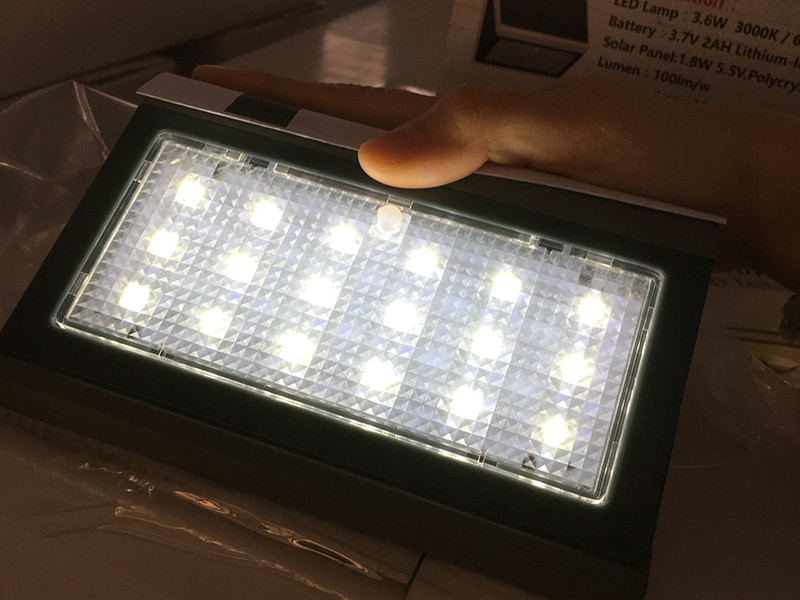 Outdoor Waterproof LED Solar Wall lamp-10