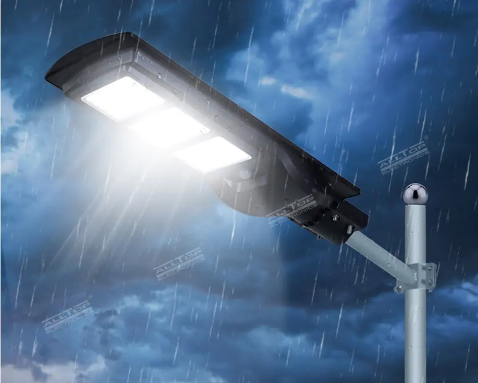 Factory Price 80w all in one solar street light supplier